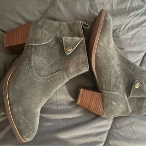 Diba Gray Suede Boots NWOT
